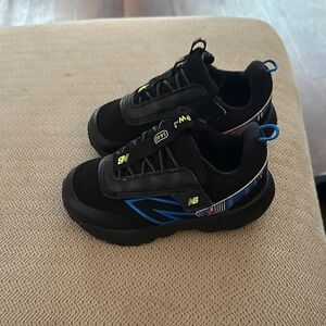 New Balance Kids Sneakers in Black and Blue